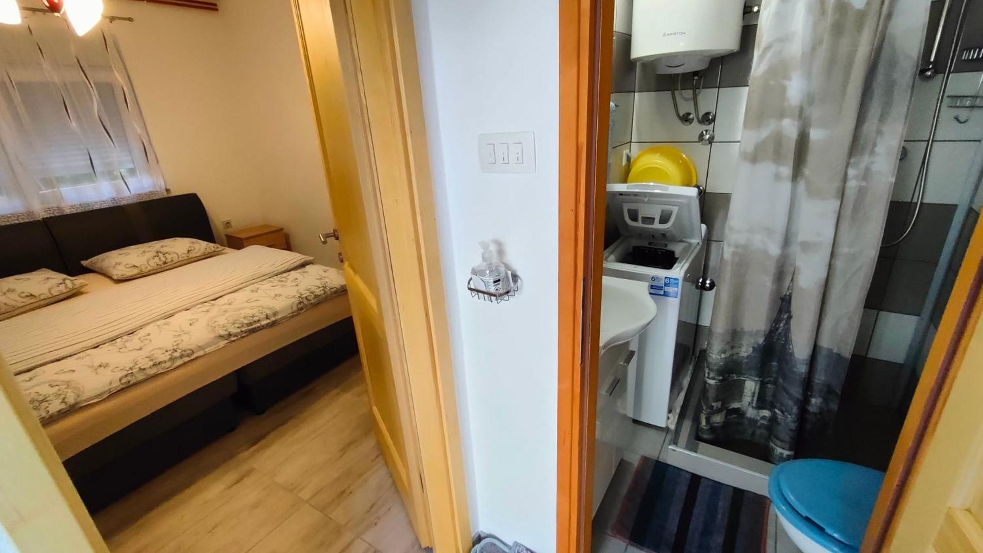 Apartment Tina Gracac الغرفة الصورة